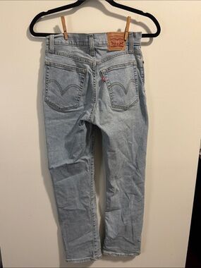 Levi's Women's Pale Blue Straight Leg Jeans